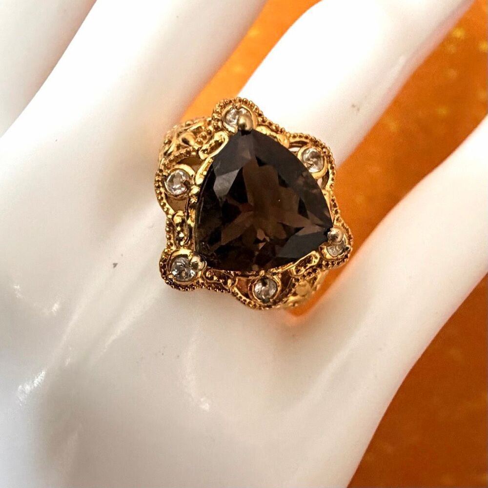Karis Gold Tone Smoky Brown Crystal Statement Ring New With Tag